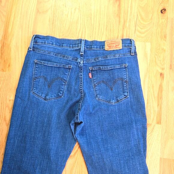 Levi's Women's Classic Bootcut Jeans size 10 - Picture 7 of 8
